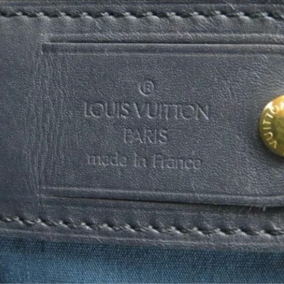 Louis Vuitton Annette Rolling Luggage - Picture 4 of 5
